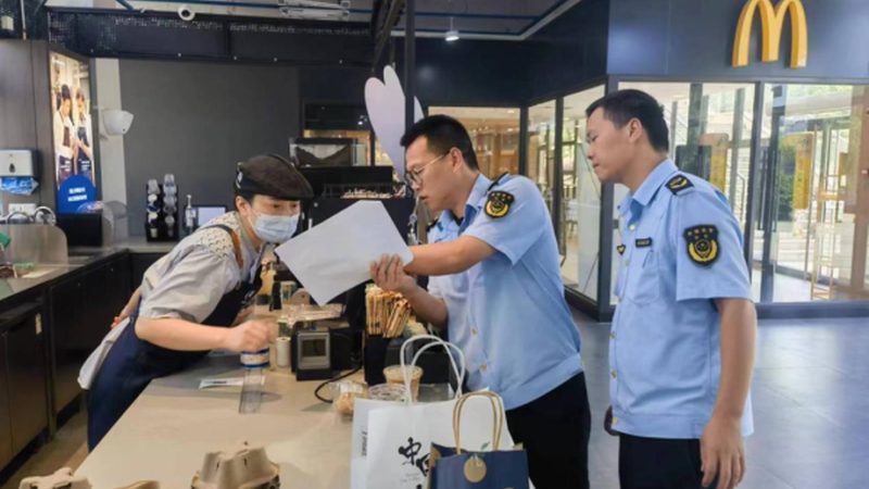 食品贴牌加工：揭秘其背后的产业链与选择要点